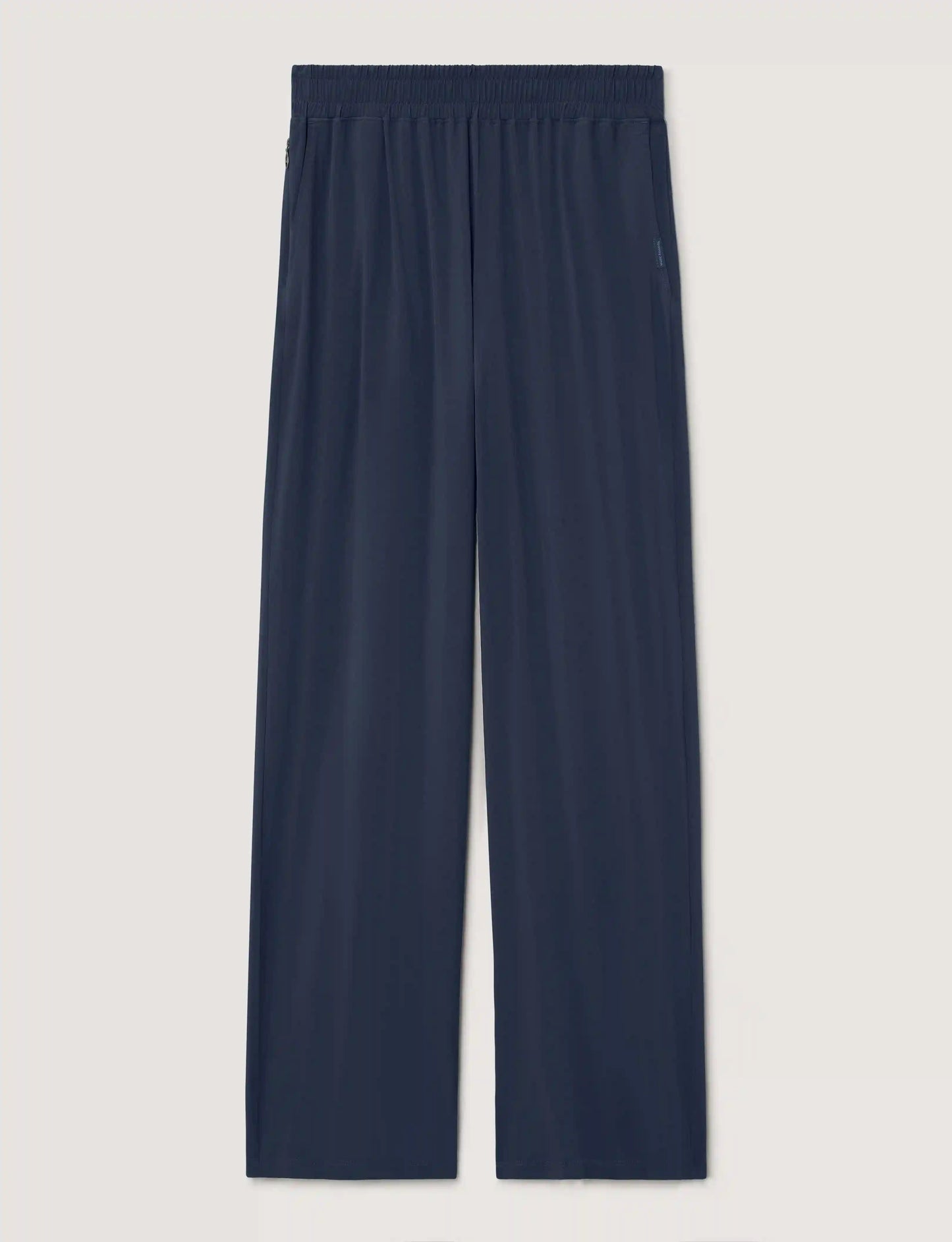 Women's Luxe Traveler Woven Pant
