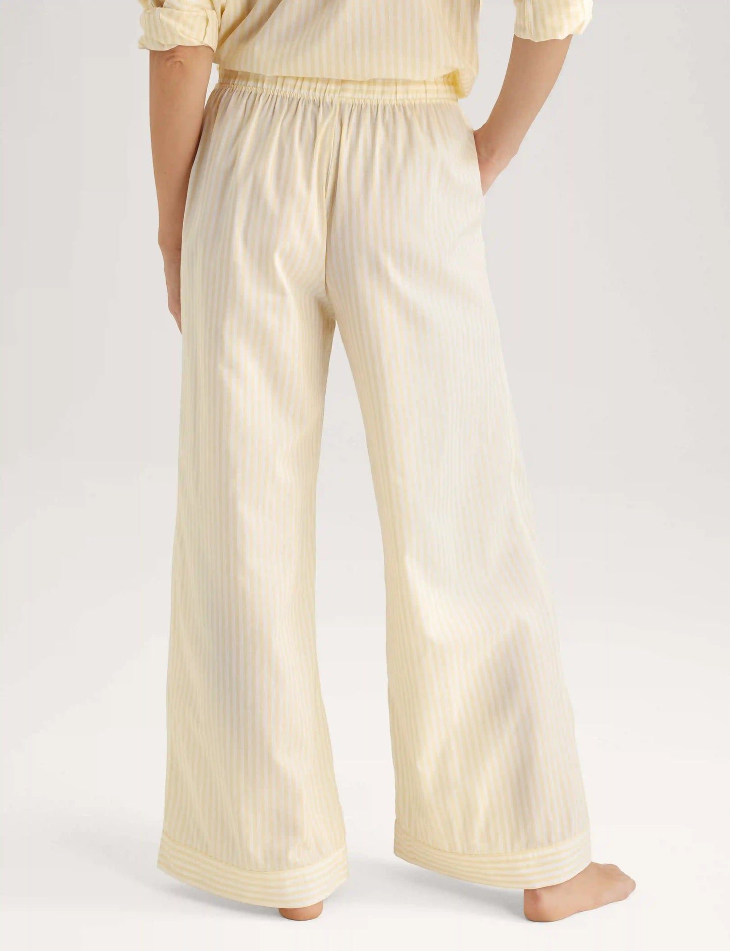 Women's Woven High Rise Pant