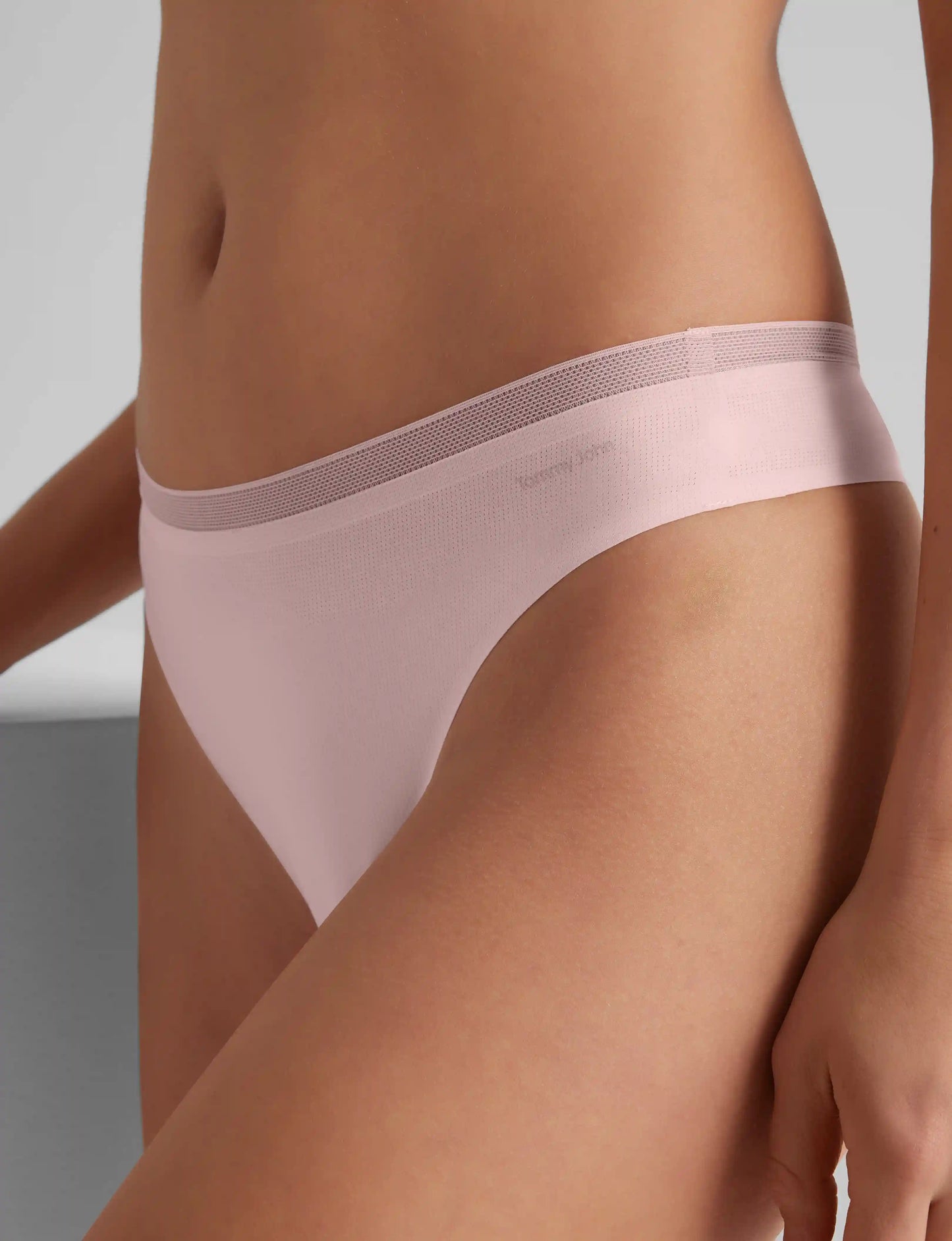 Women's Air Thong