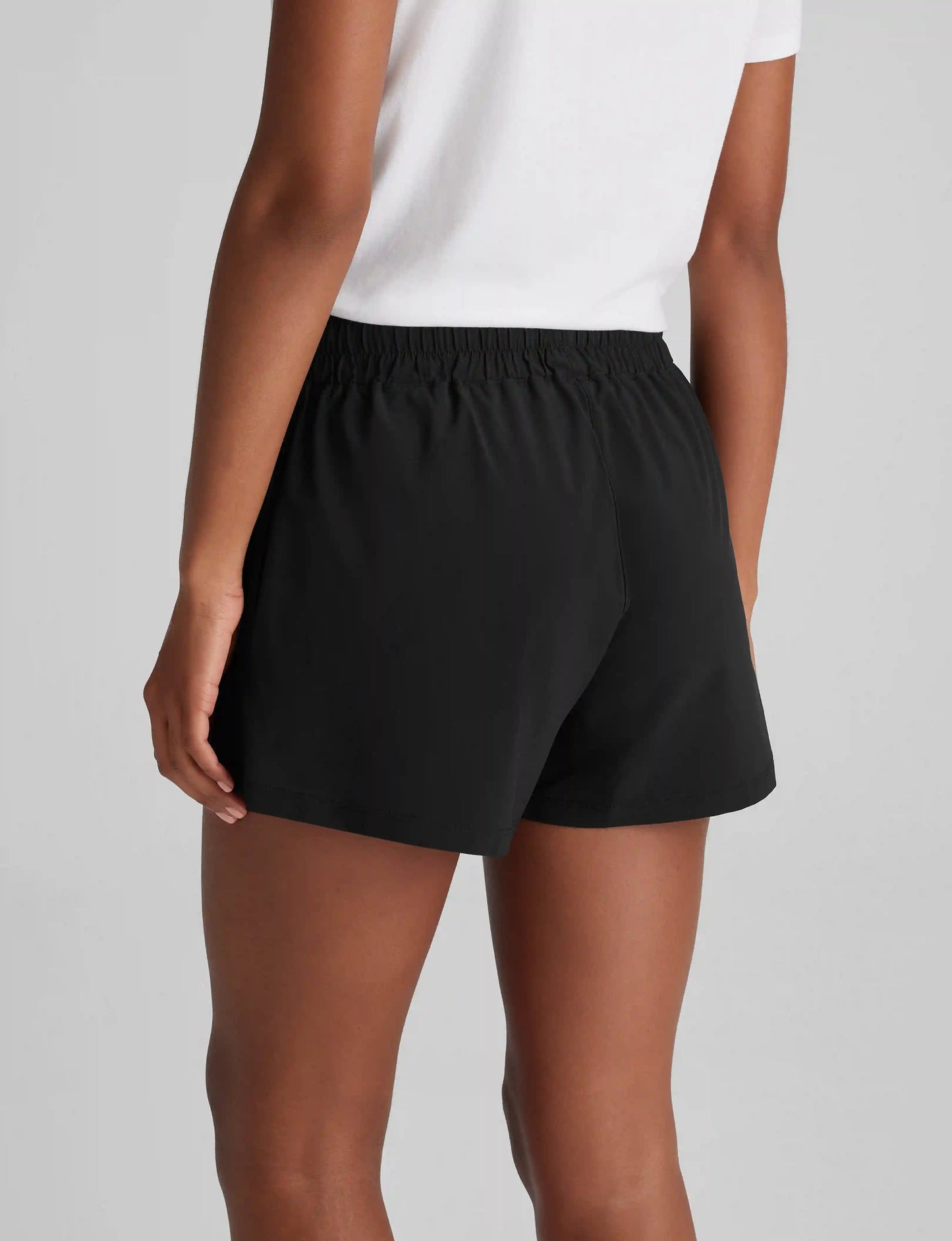 Women's Luxe Traveler Woven Short