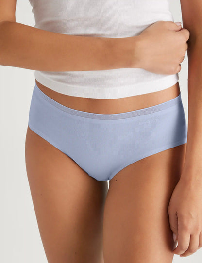 Women's Air Brief