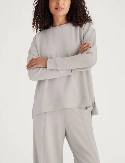 Women's Luxe Traveler Knit Long Sleeve Crew Neck