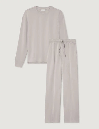 Women's Luxe Traveler Knit Long Sleeve Crew & Pant Set
