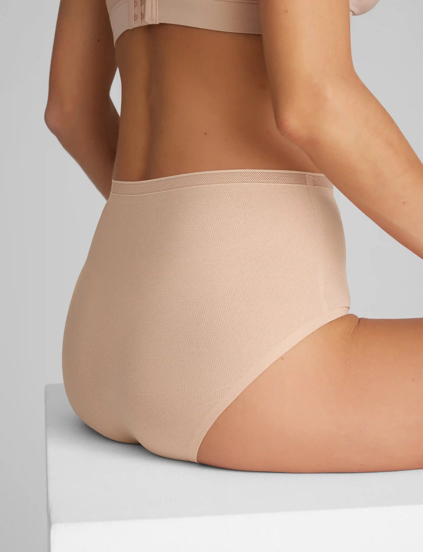 Women's Air High Rise Brief