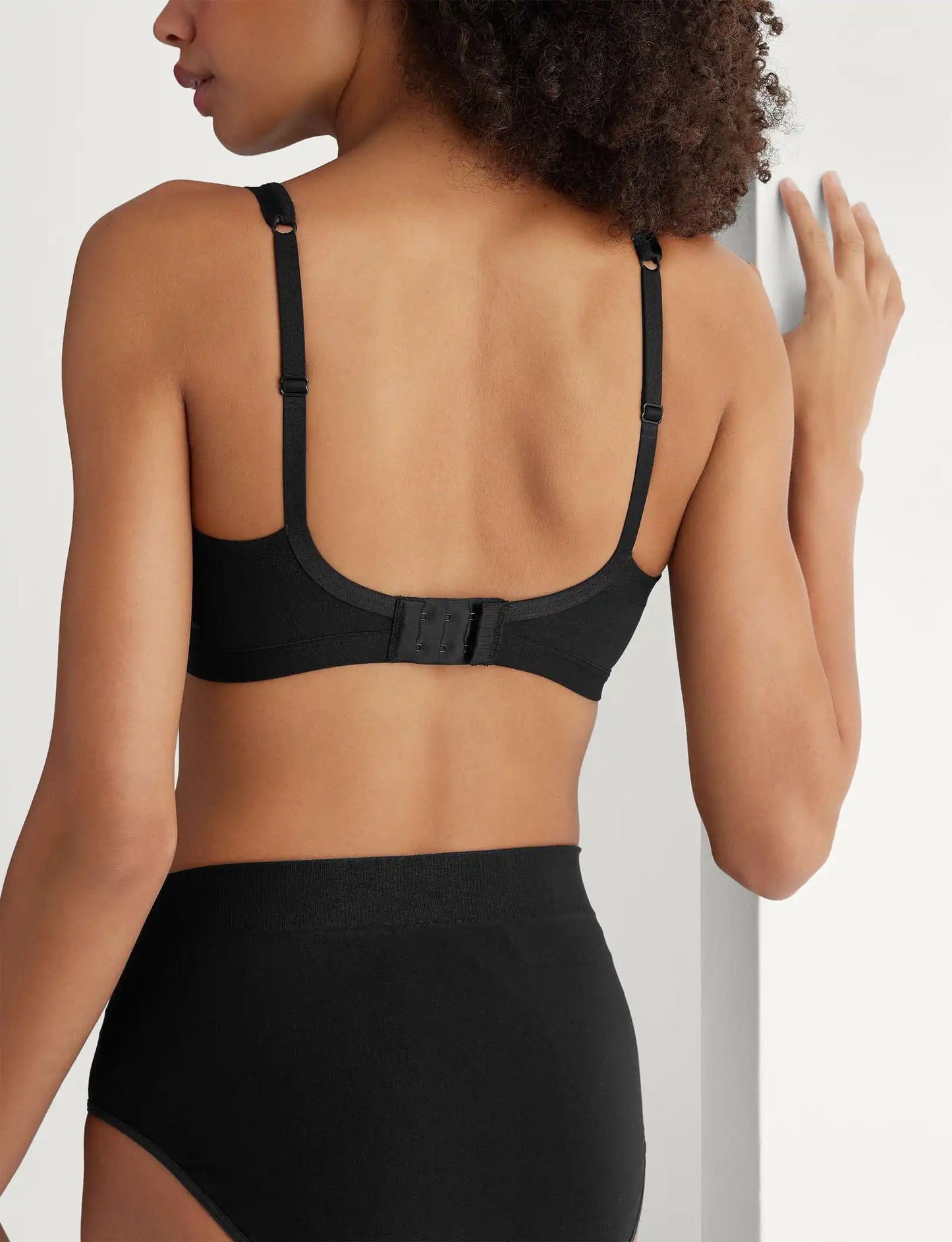 Ultimate Comfort Wireless Seamless Bra