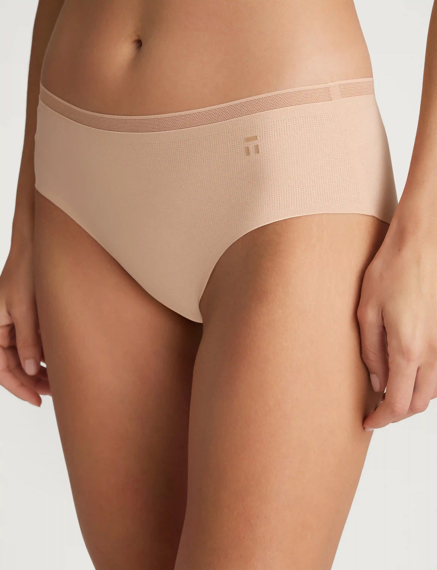 Women's Air Brief