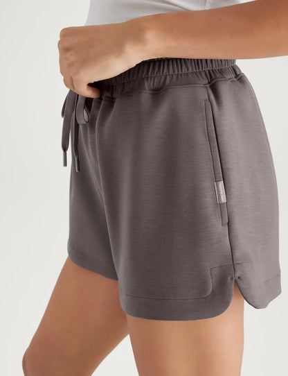 Women's Luxe Traveler Knit Mid-Rise Short
