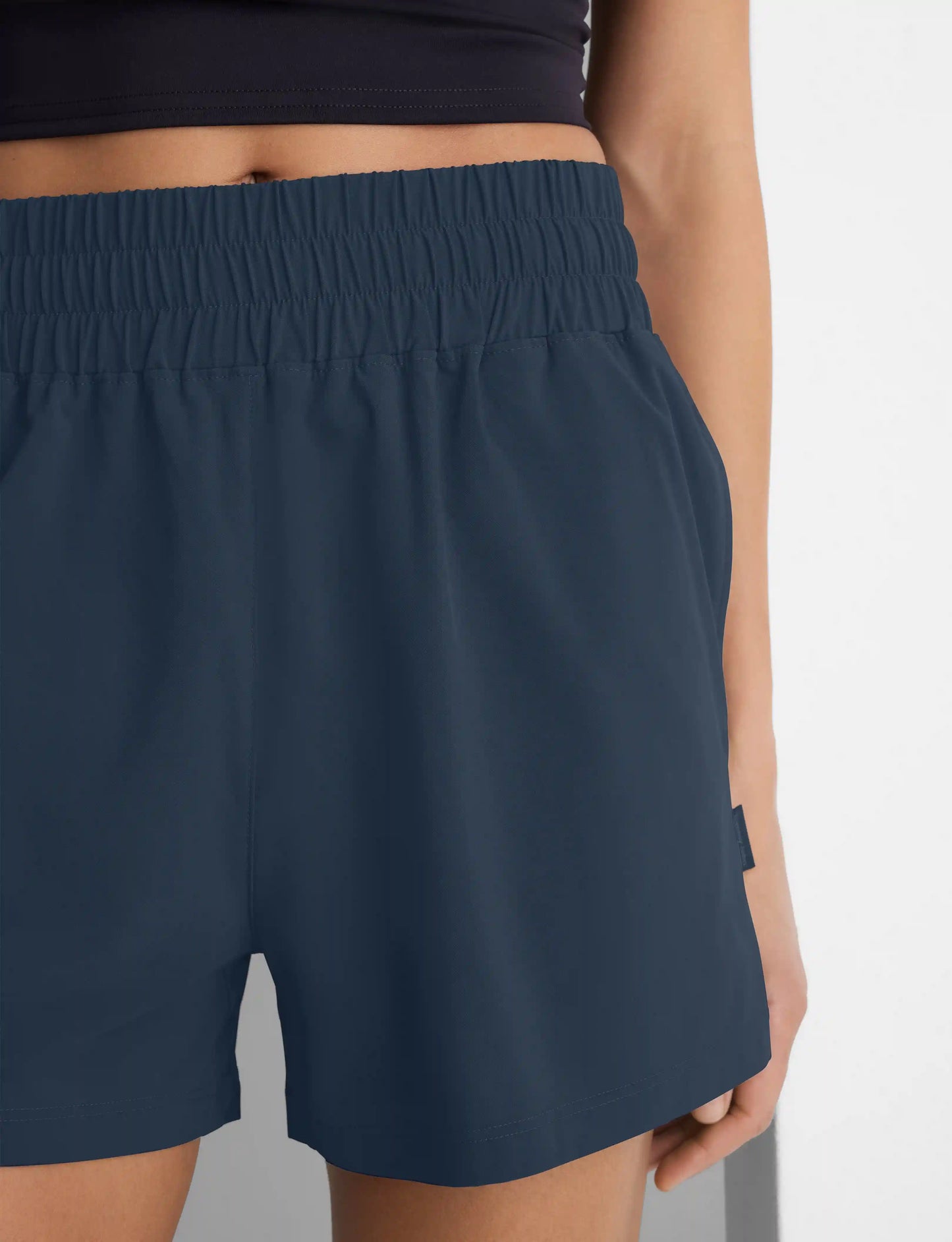 Women's Luxe Traveler Woven Short
