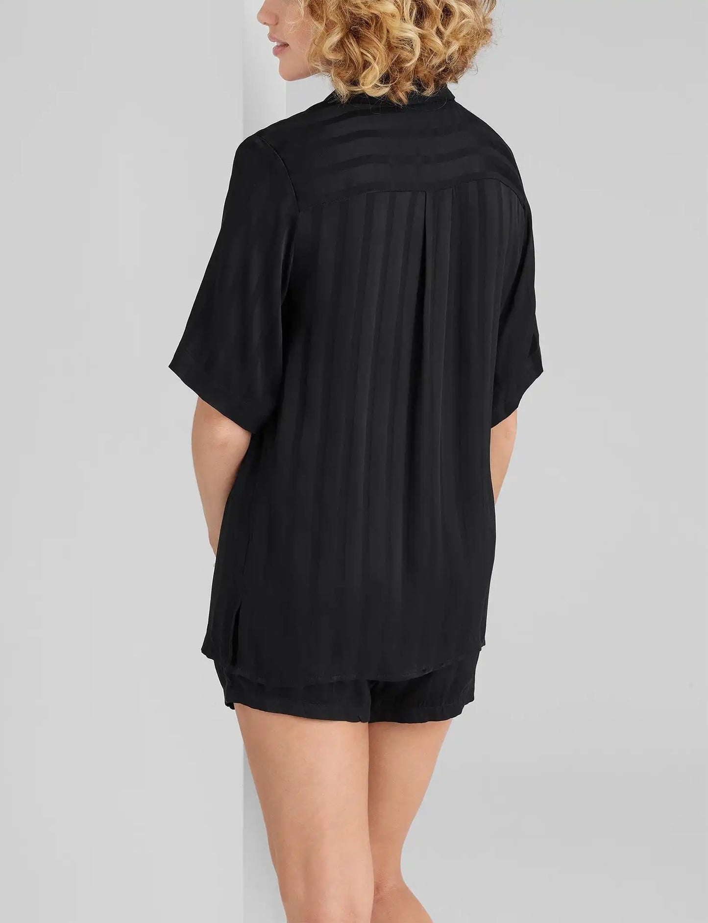 Women's Satin Jacquard Pajama Top & Short Set
