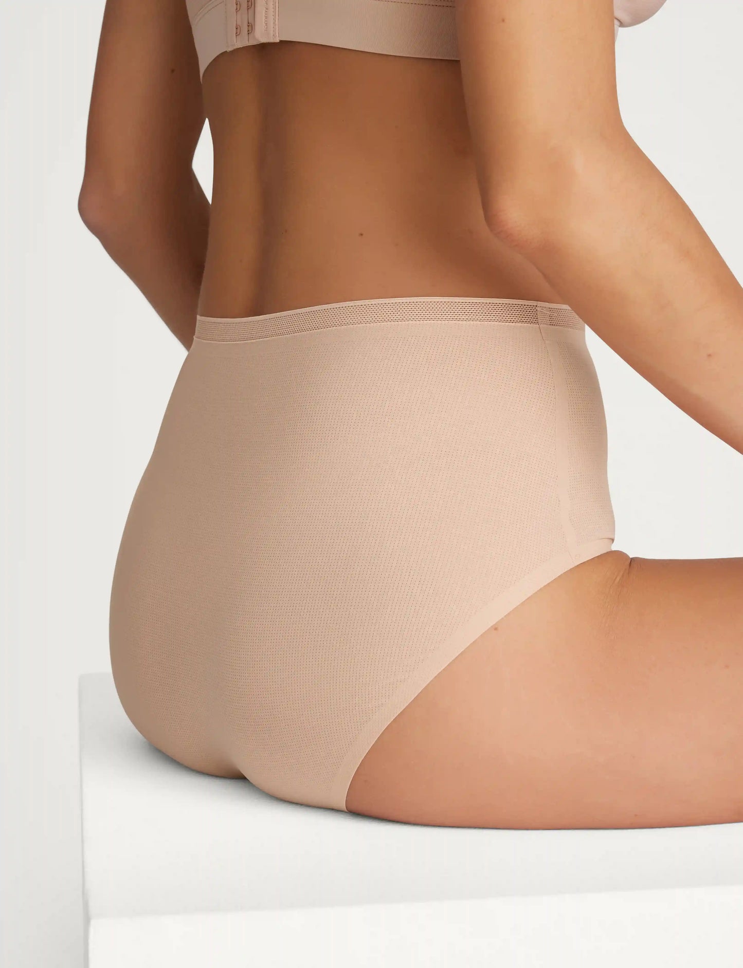 Women's Air High Rise Brief