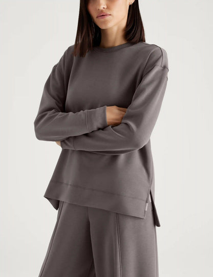 Women's Luxe Traveler Knit Long Sleeve Crew Neck