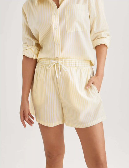 Women's Woven High Rise Short