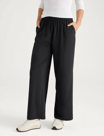 Women's Luxe Traveler Woven Pant